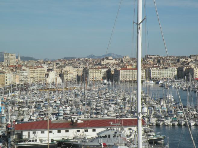  bateaux de plaisance, Vieux-Port